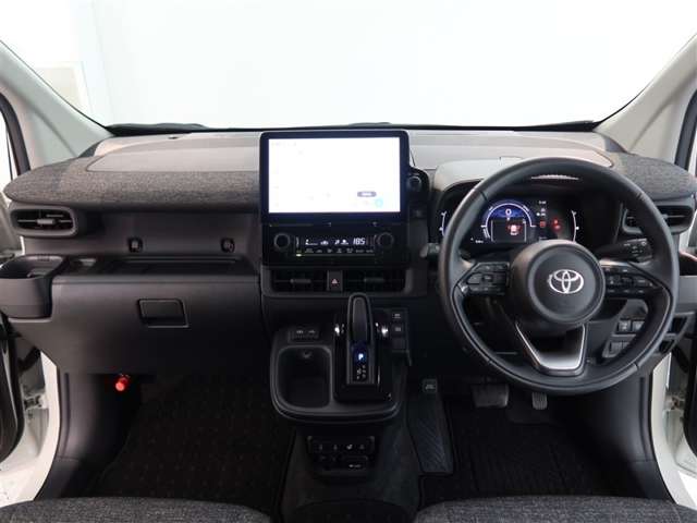 Toyota Sienta 8