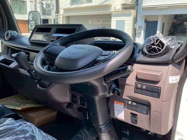 Mitsubishi Fuso Canter 4