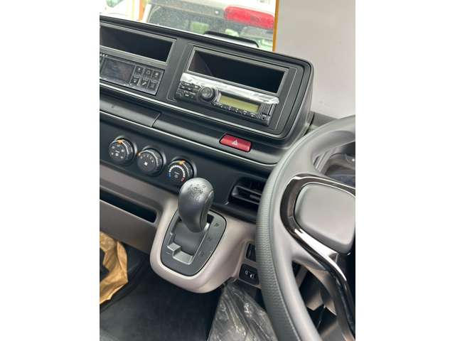 Mitsubishi Fuso Canter 5