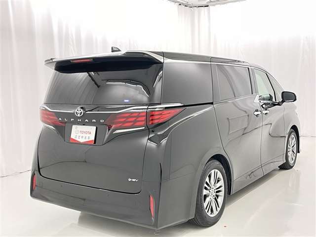 Toyota Alphard 7