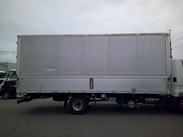 Mitsubishi Fuso Fighter 11