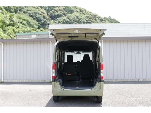 Honda N-VAN 8