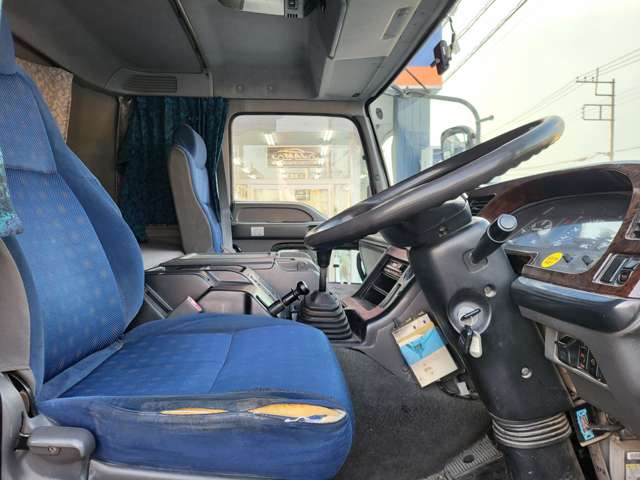 Isuzu Giga 7