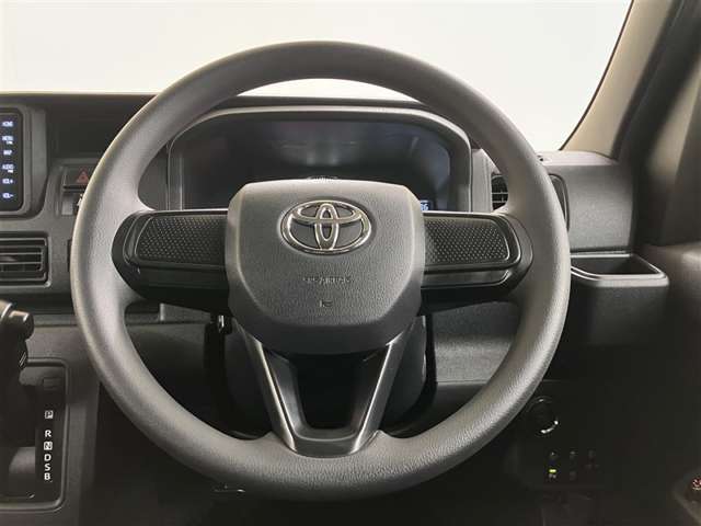 Toyota Pixis Van 11