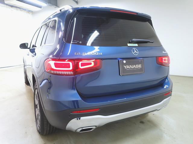 Mercedes-Benz GLB 6