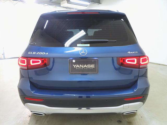 Mercedes-Benz GLB 7