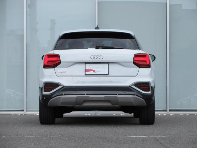 Audi Q2 9