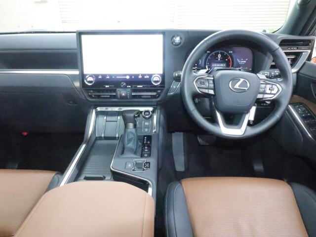 Lexus GX 4