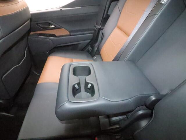 Lexus GX 10