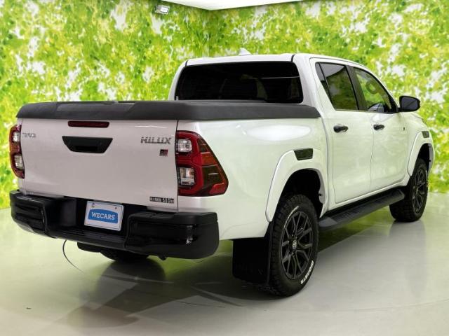 Toyota Hilux 6