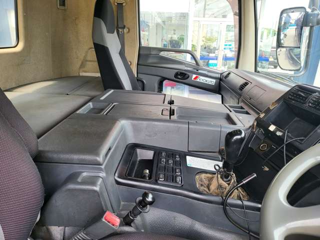 Mitsubishi Fuso Super Great 7