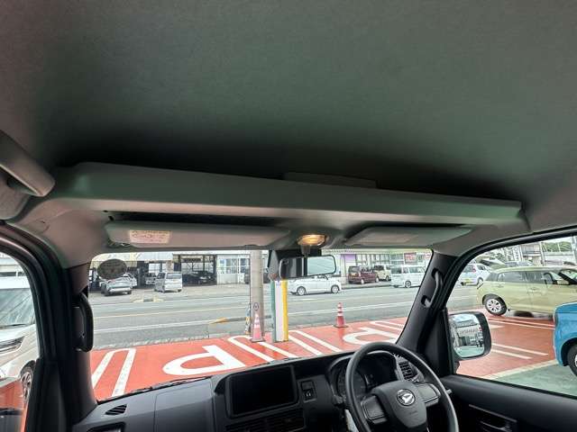 Daihatsu Hijet Deck Van 7