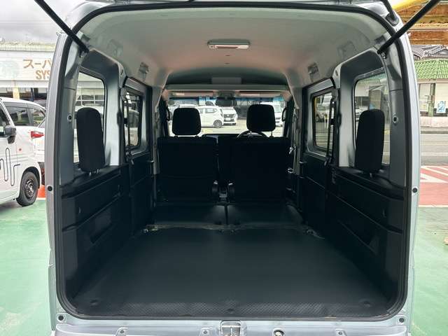 Daihatsu Atrai 12