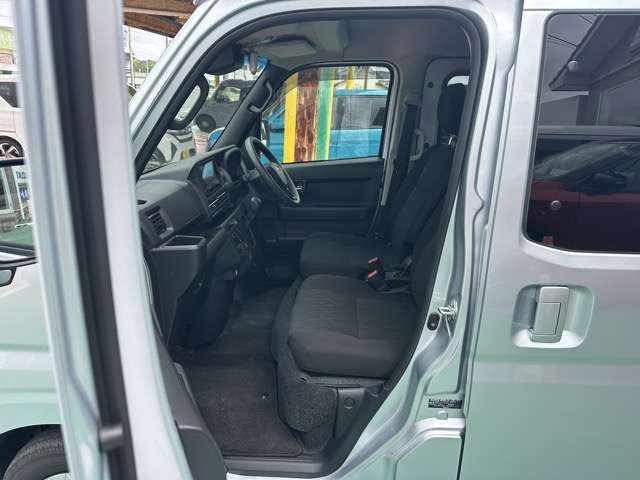 Daihatsu Atrai 5