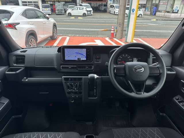 Daihatsu Atrai 7