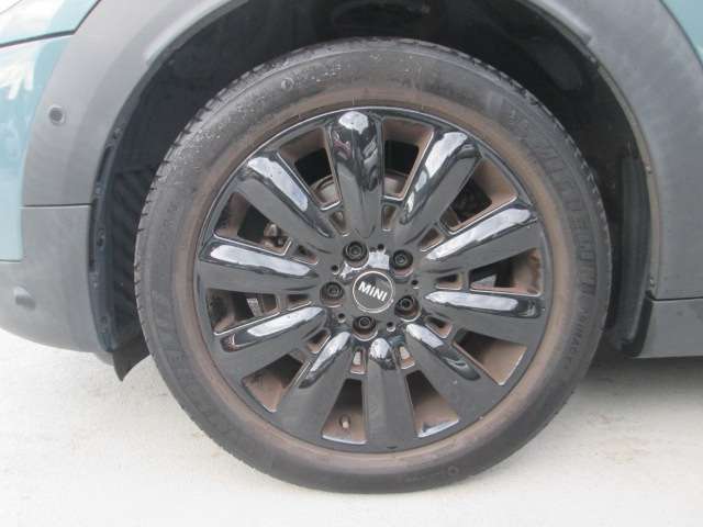 MINI Crossover 10
