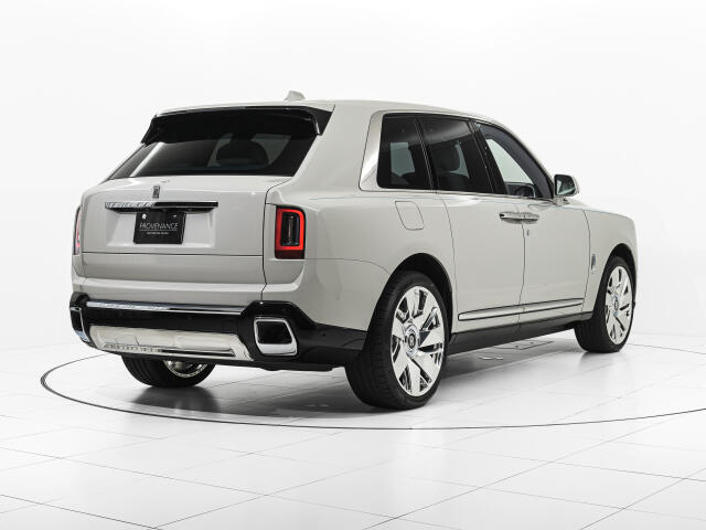 Rolls-Royce カリナン 5