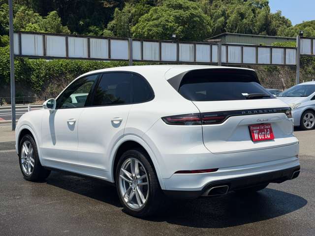 Porsche Cayenne 4