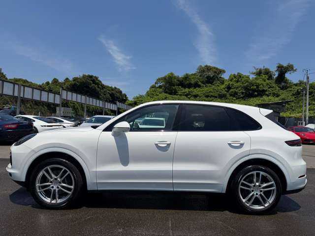 Porsche Cayenne 7