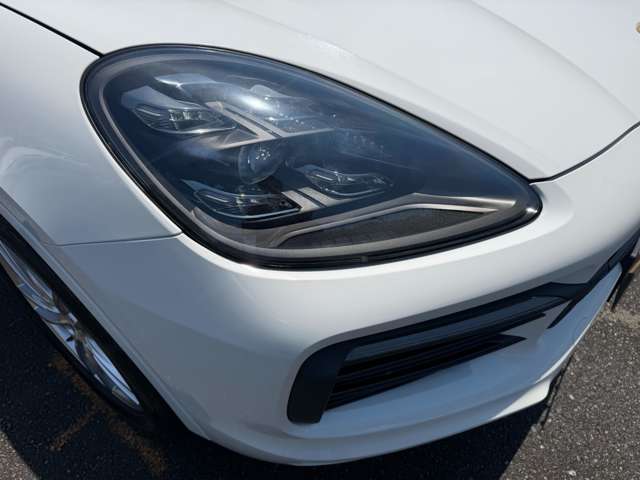 Porsche Cayenne 9