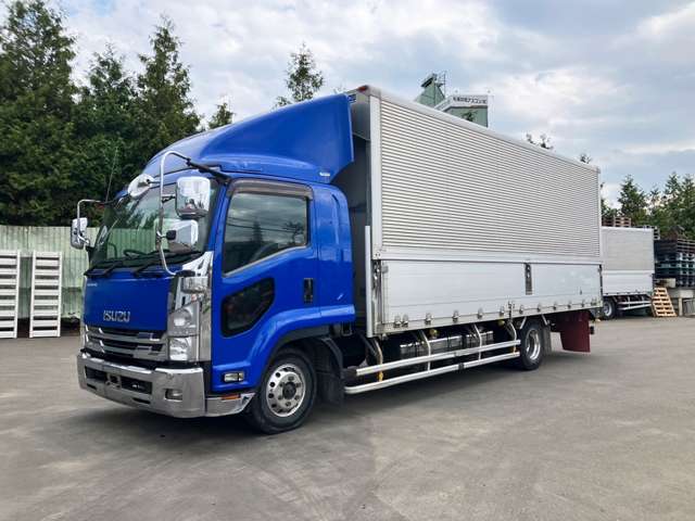 Isuzu Forward 2