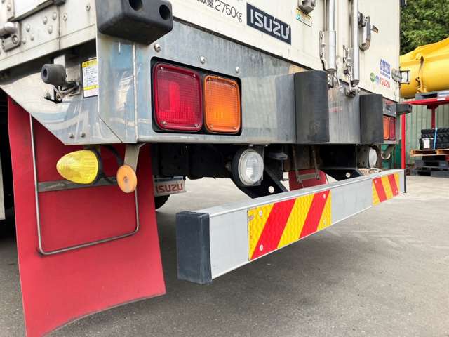 Isuzu Forward 8