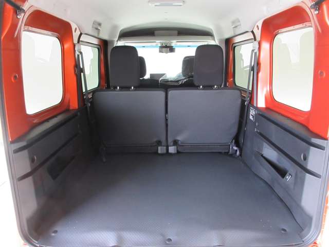 Daihatsu Atrai 12