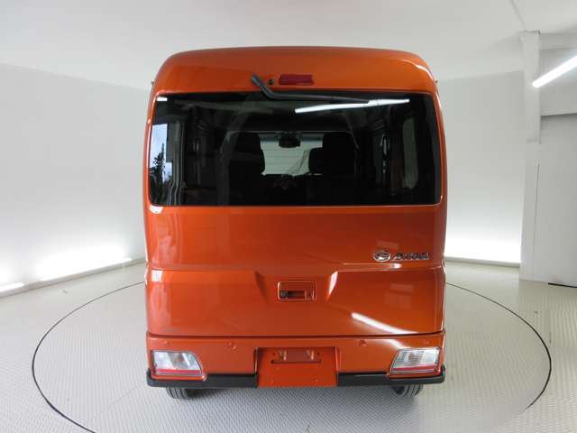 Daihatsu Atrai 7