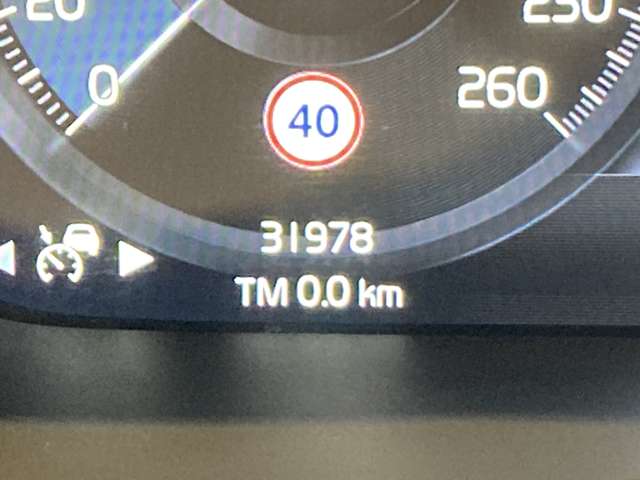 Volvo XC40 5