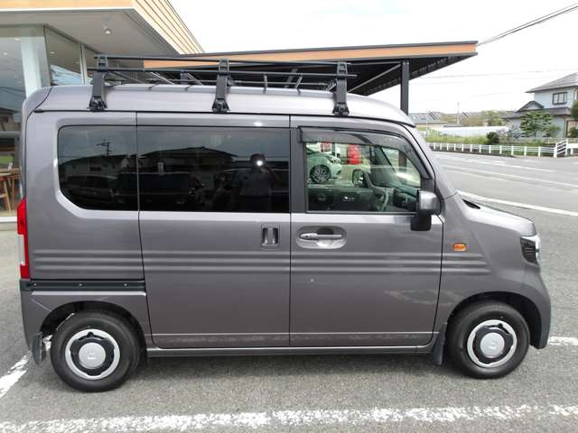 Honda N-VAN 8