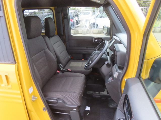 Honda N-VAN 11