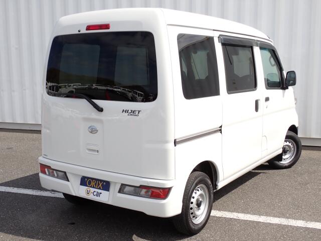 Daihatsu Hijet Cargo 6