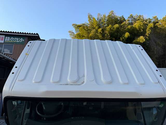 Isuzu Elf 9
