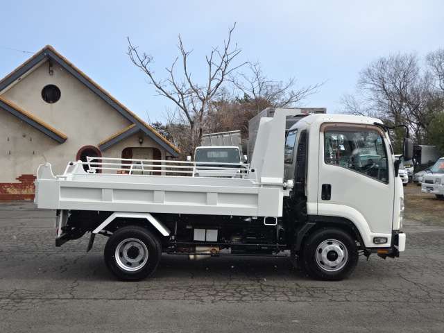 Isuzu Forward 5