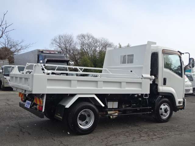 Isuzu Forward 7