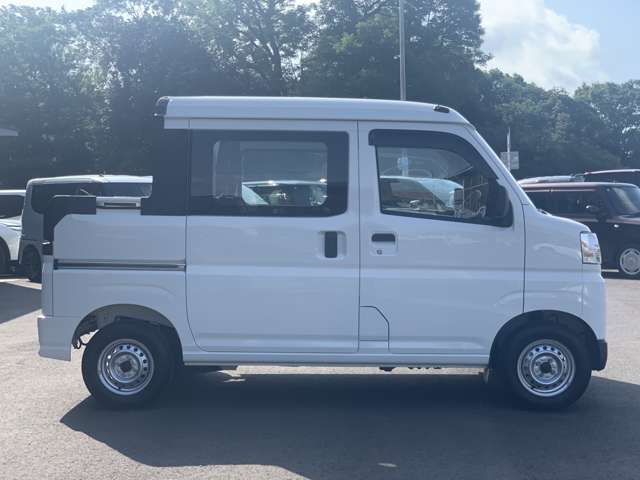 Daihatsu Hijet Deck Van 6