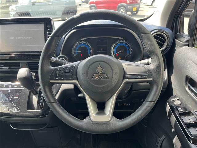 Mitsubishi eK X 8