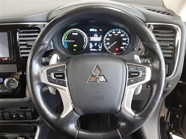 Mitsubishi Outlander PHEV 10