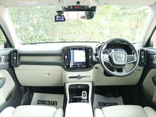 Volvo XC40 4