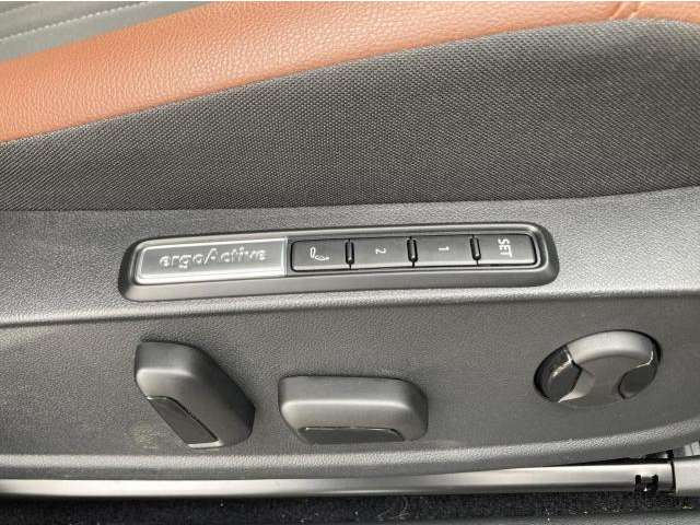 Volkswagen ID.4 9