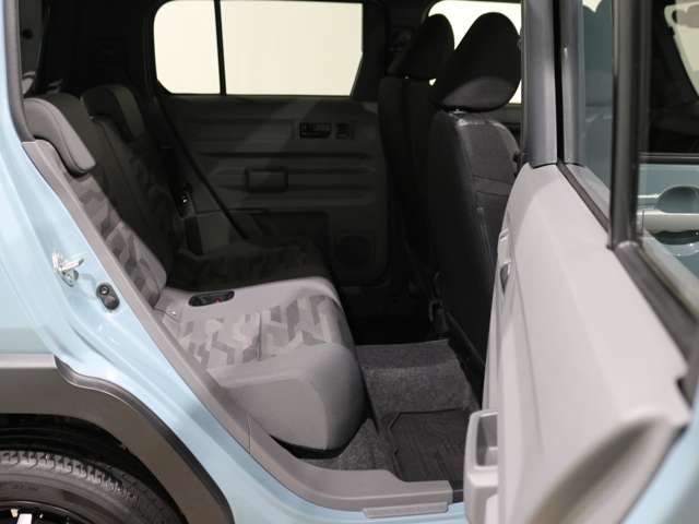 Daihatsu Taft 9