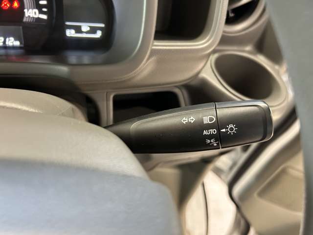 Suzuki Every 12