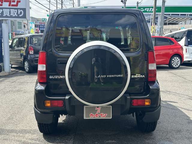 Suzuki Jimny Sierra 11