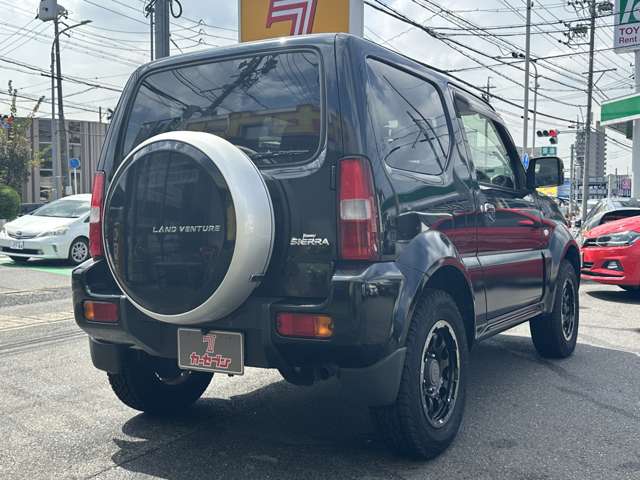 Suzuki Jimny Sierra 10