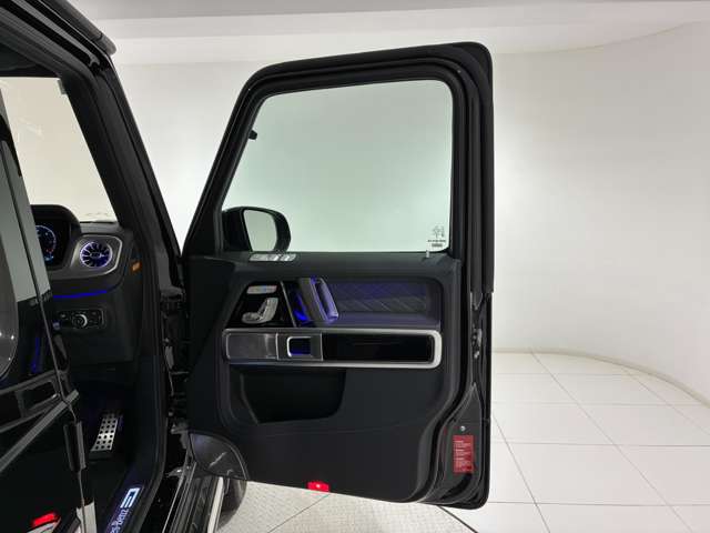 Mercedes-Benz G-Class 6