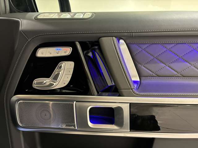 Mercedes-Benz G-Class 7