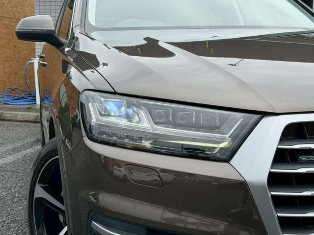 Audi Q7 10