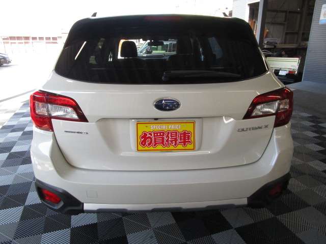 Subaru Legacy Outback 6