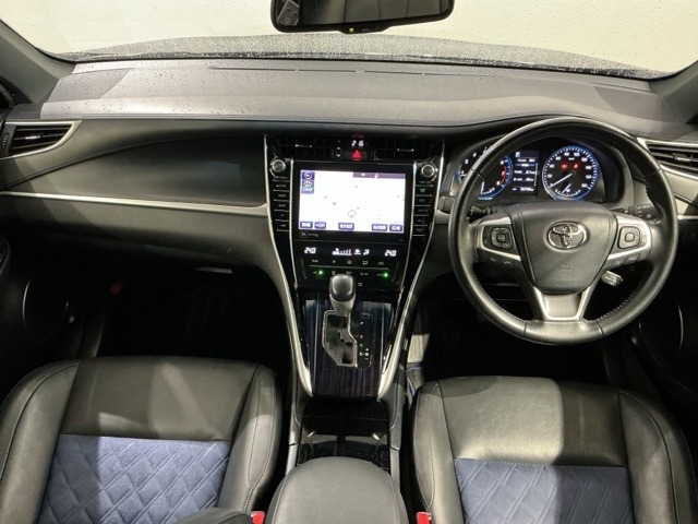 Toyota Harrier 8