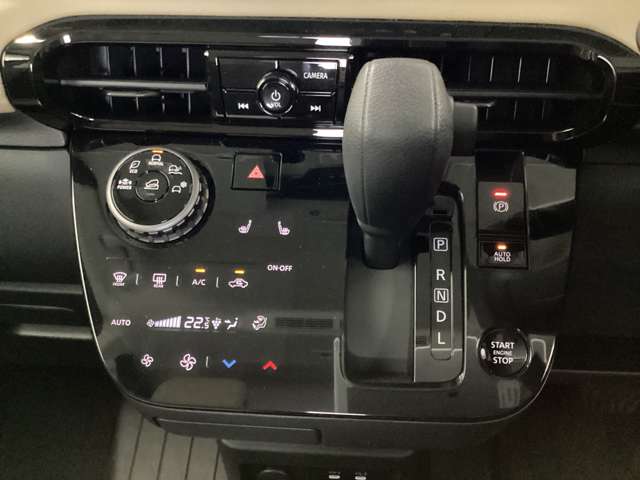Mitsubishi Delica Mini 9